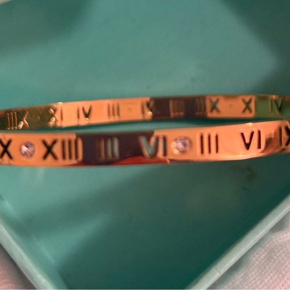 Tiffany & Co. Atlas Pierced Hinged Diamond Bracelet - Picture 12 of 14